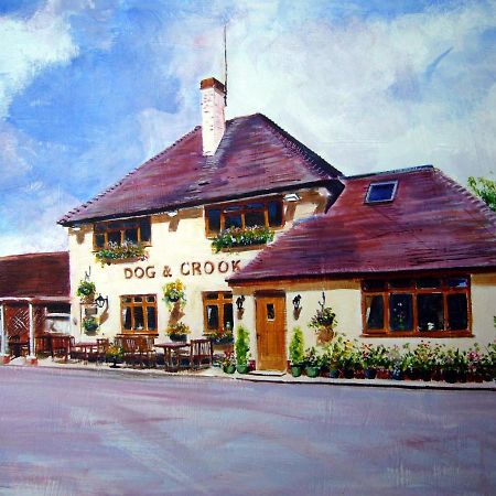 The Dog & Crook Hotel Romsey Exterior photo
